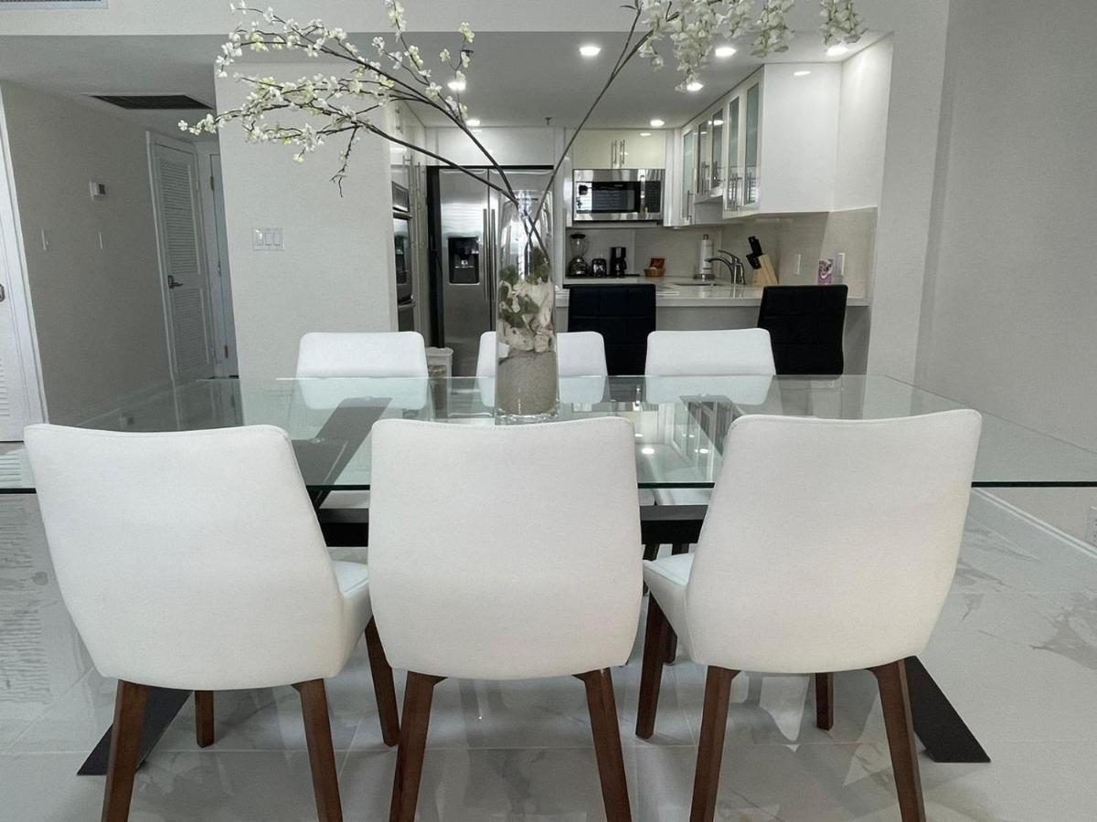 Alexander By Design Suites ไมอามีบีช ภายนอก รูปภาพ